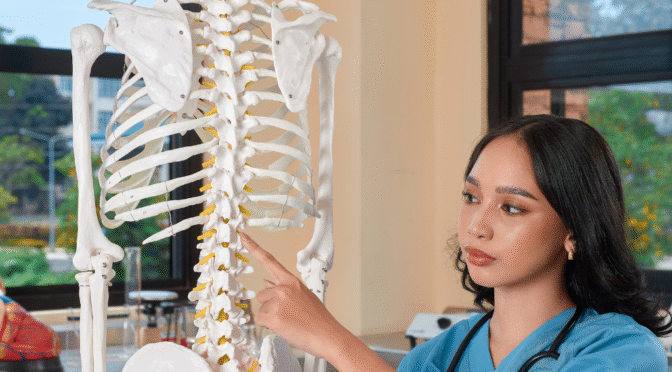 Understanding Thoracic Outlet Syndrome: Symptoms, Causes, and Treatment Options